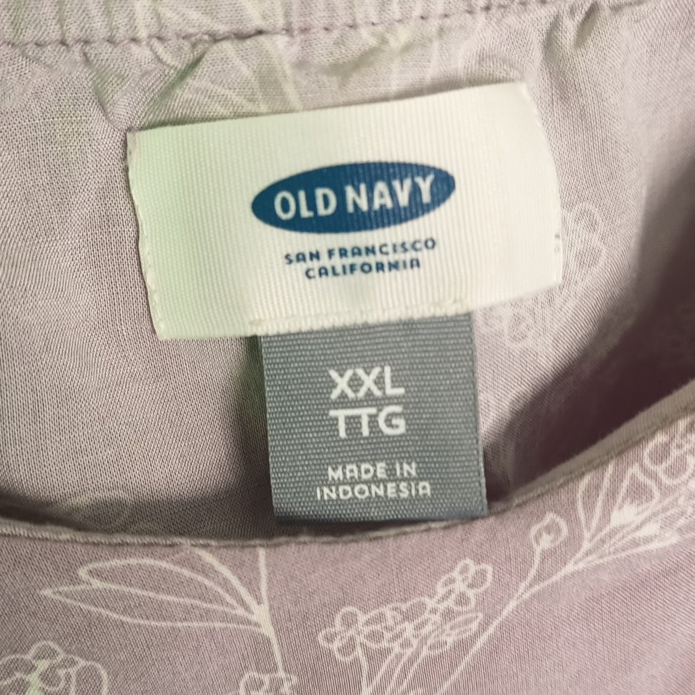 Old Navy Spring Top - Picture 5 of 6